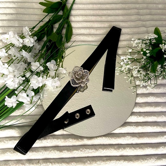White House Black Market Accessories - Elegant White House Black Market Crystal Rose Belt